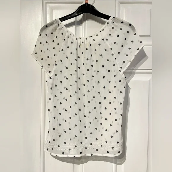 $3 - If Bundled | HOLLISTER | White Polka Dot Top | Small - Picture 4 of 6